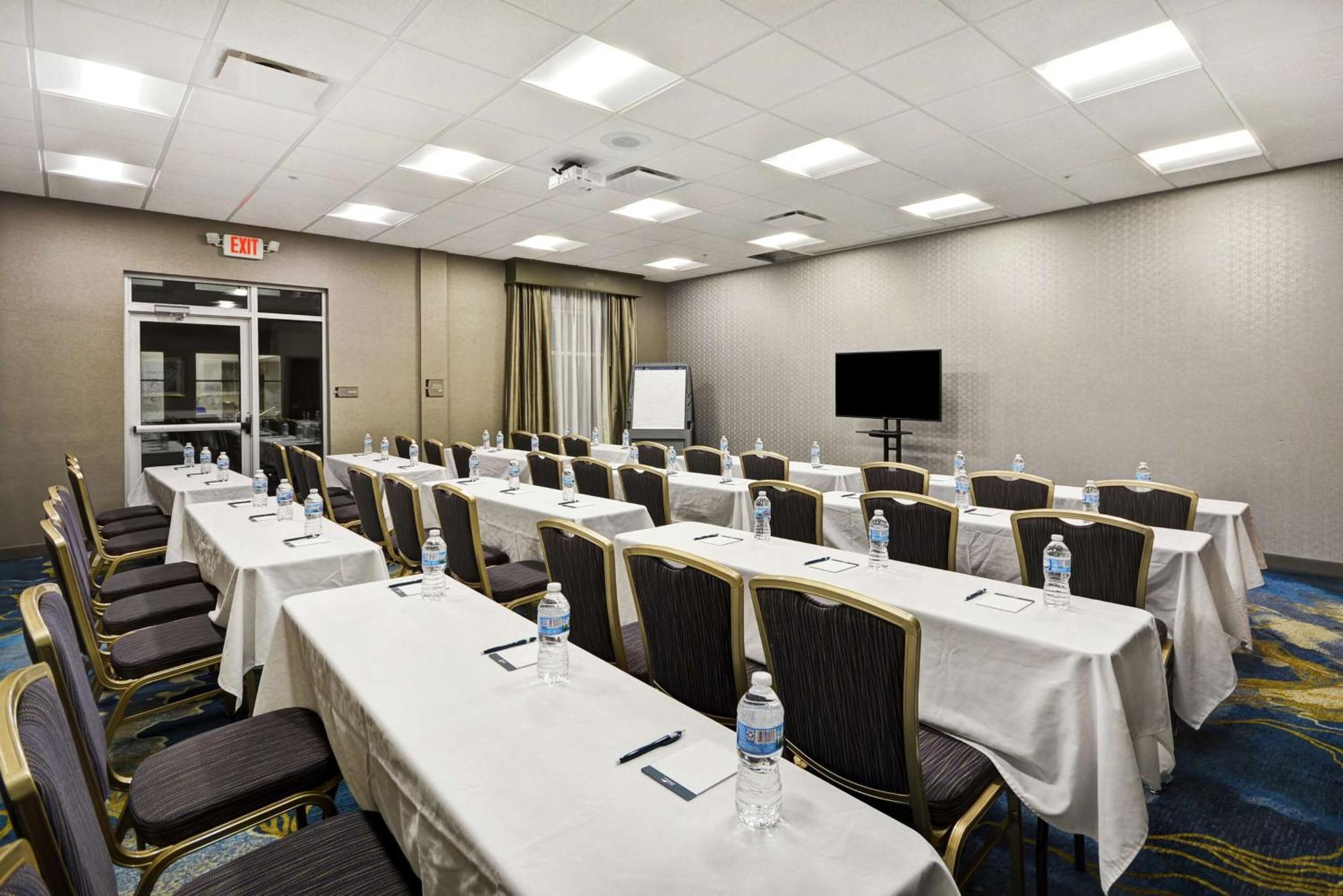 Homewood Suites By Hilton Warren Detroit Ngoại thất bức ảnh